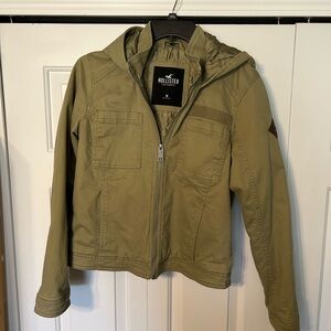 Hollister Green Utility Jacket with Hood and Slim Fit